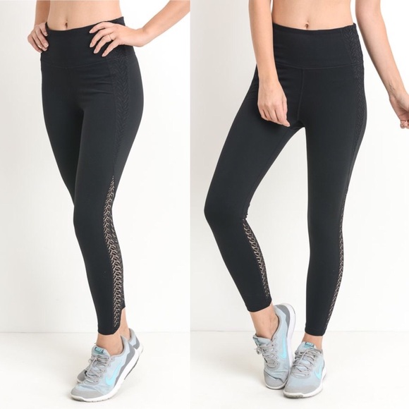 Black Mesh Detail Active Leggings - Picture 2 of 5